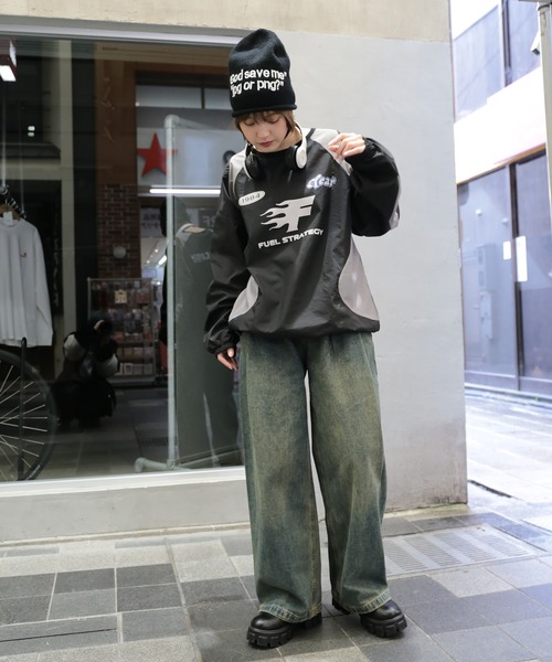 SPINNS(スピンズ)の「≪バレルシルエットパンツ≫ ヴィンテージライク オーバーダイワイドデニムパンツ/3サイズ展開(デニムパンツ・レディース・ブルー/ブラック/サックスブルー/ブルー系その他/ブラック×イエロー・S/M/XS)」の8枚目の写真