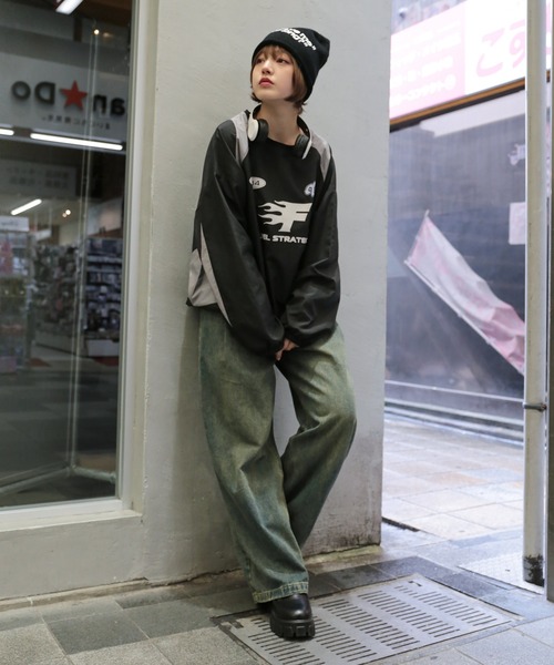 SPINNS(スピンズ)の「≪バレルシルエットパンツ≫ ヴィンテージライク オーバーダイワイドデニムパンツ/3サイズ展開(デニムパンツ・レディース・ブルー/ブラック/サックスブルー/ブルー系その他/ブラック×イエロー・S/M/XS)」の9枚目の写真