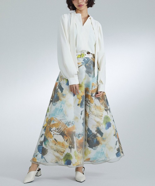 UNITED TOKYO（ユナイテッドトウキョウ）の「2WAYボウタイブラウス（シャツ/ブラウス・レディース・ホワイト/グリーン/マルチ・FREE）」の4枚目の写真