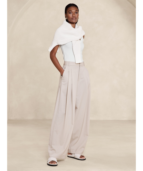Banana Republic(バナナリパブリック)の「リブ スクープネック タンクトップ(タンクトップ・レディース・ホワイト・S/XS/L/M)」の5枚目の写真