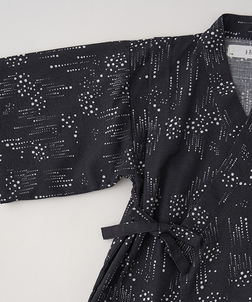 b・ROOM（ビールーム）の「ゆったりシルエットで着やすい甚平（浴衣・キッズ・ライトグレー/グレイッシュブルー/ネイビー/ブラック・100cm/130cm/120cm/110cm）」の17枚目の写真