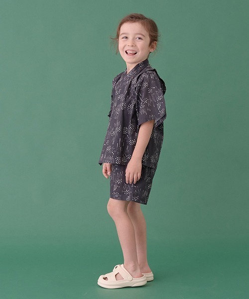 b・ROOM（ビールーム）の「ゆったりシルエットで着やすい甚平（浴衣・キッズ・ライトグレー/グレイッシュブルー/ネイビー/ブラック・100cm/130cm/120cm/110cm）」の12枚目の写真