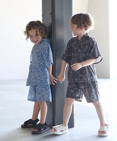 b・ROOM（ビールーム）の「ゆったりシルエットで着やすい甚平（浴衣・キッズ・ライトグレー/グレイッシュブルー/ネイビー/ブラック・100cm/130cm/120cm/110cm）」の5枚目の写真