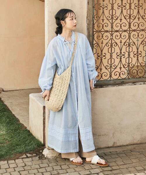 【大人気】SANDRO プリーツ入り ギャザーワンピース 更紗柄カットワーク刺繍 ギャザーワンピース（08-07OG05-204