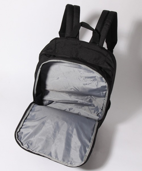 YAKPAK（ヤックパック）の「【YAKPAK/ヤックパック】トラベルバックパック/容量：約25L（バックパック/リュック・メンズ・トリコロール/チェリーピンク/レッド/ベージュ/ネイビー/ブラック・FREE）」の9枚目の写真