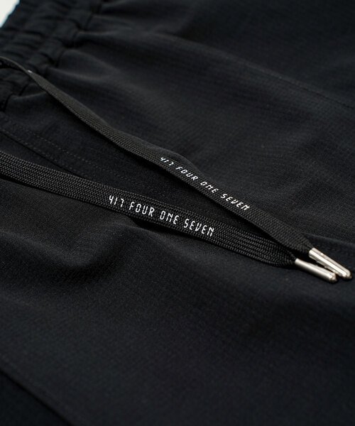 417 EDIFICE（フォーワンセブンエディフィス）の「”ＵＶカット・吸水速乾・防シワ” PERFECTECH メッシュショーツ（その他パンツ・メンズ・ベージュ/ブラック・SMALL/MEDIUM/LARGE）」の8枚目の写真