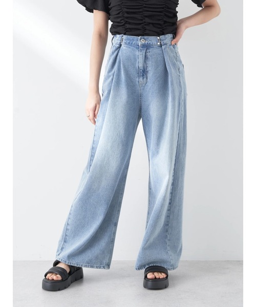 earth music&ecology（アースミュージックアンドエコロジー）の「タックホックデニムパンツ（デニムパンツ・レディース・ライトインディゴブルー/ブラック・S/M）」の7枚目の写真