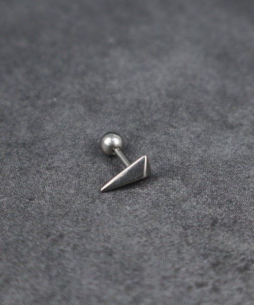 トライアングル バーベル ボディピアス 16G (片耳用