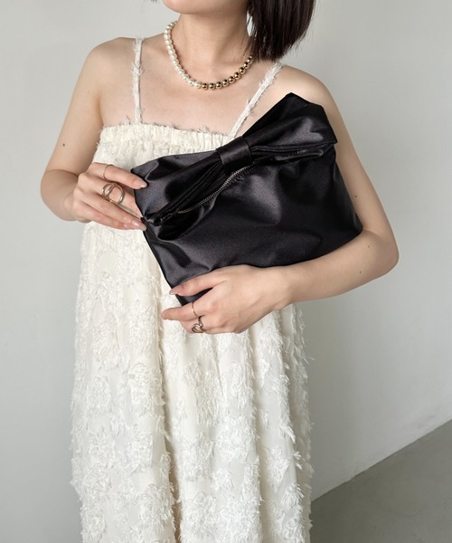 CLEA(クレア)の「リボンモチーフ スクエアハンドバッグ(ハンドバッグ・レディース・ブラック/ゴールド/ブラック系その他/ホワイト系その他・FREE)」の8枚目の写真