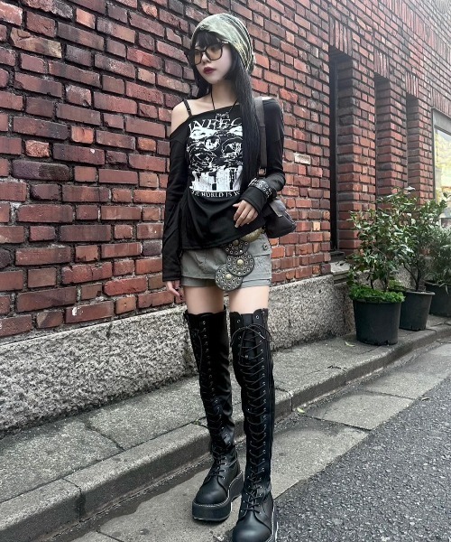 XU（エックスユー）の「ストリートファッション XU エックスユー tie-dye damage beanie ニット帽 ビーニー ダメージビーニー タイダイ柄帽子 グランジ 韓国ファッション 韓国ストリート（ニットキャップ/ビーニー・メンズ・カーキ/ダークグレー・ONE SIZE）」の8枚目の写真