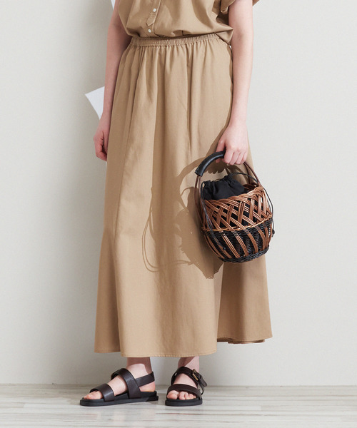 MELROSE claire(メルローズ クレール)の「【広がりすぎない大人の6枚接ぎロングスカート】(スカート・レディース・ベージュ/イエロー/ブラック・3/2)」の12枚目の写真