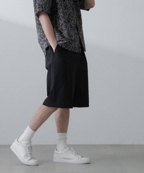 NANO universe（ナノユニバース）の「コットンリネンアムンゼンバギーショーツ（その他パンツ・メンズ・ベージュ/ブラック・M/L）」の10枚目の写真