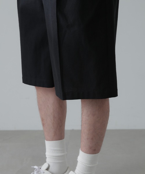 NANO universe（ナノユニバース）の「コットンリネンアムンゼンバギーショーツ（その他パンツ・メンズ・ベージュ/ブラック・M/L）」の6枚目の写真