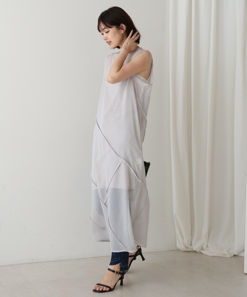 Bou Jeloud（ブージュルード）の「シアーノースリーブワンピース（ワンピース・レディース・ブラック/オリーブ/ライトグレー・38）」の7枚目の写真