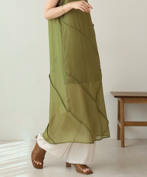 Bou Jeloud（ブージュルード）の「シアーノースリーブワンピース（ワンピース・レディース・ブラック/オリーブ/ライトグレー・38）」の21枚目の写真