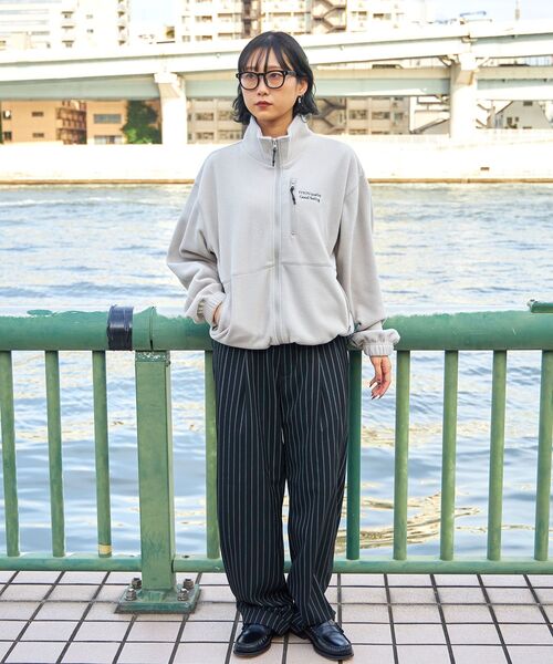 FFEIN(フェイン)】ワンポイントフリースジャケット / 刺繍 オーバー