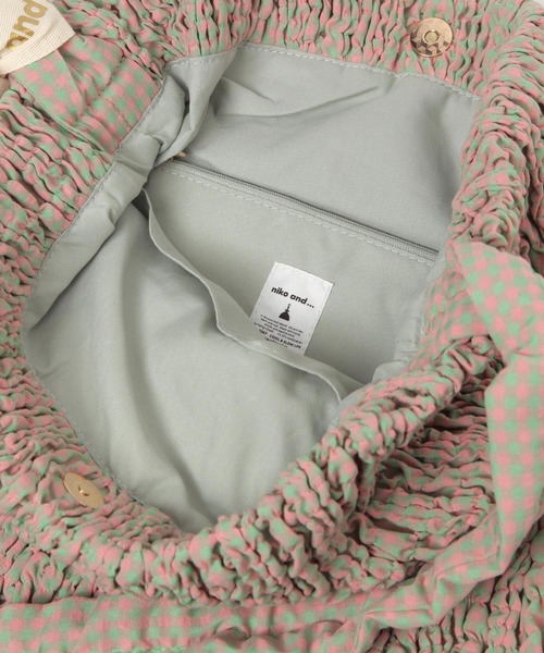 niko and...（ニコアンド）の「オリジナルギャザーフリルショルダーバッグ（ショルダーバッグ・レディース・ブラック/アイボリー/チェック・0）」の16枚目の写真