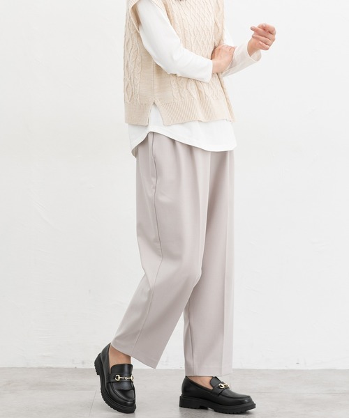 Honeys（ハニーズ）の「【抗菌防臭】カーブパンツ（スラックス・レディース・ブラック/グレイッシュベージュ/チャコール・S/M/L/LL）」の14枚目の写真