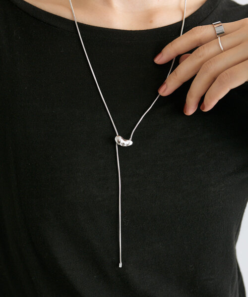 RIVE DROITE（リヴドロワ）の「【使い勝手◎】ビーンズスライドネックレス（ネックレス・レディース・シルバー/ゴールド・FREE）」の4枚目の写真