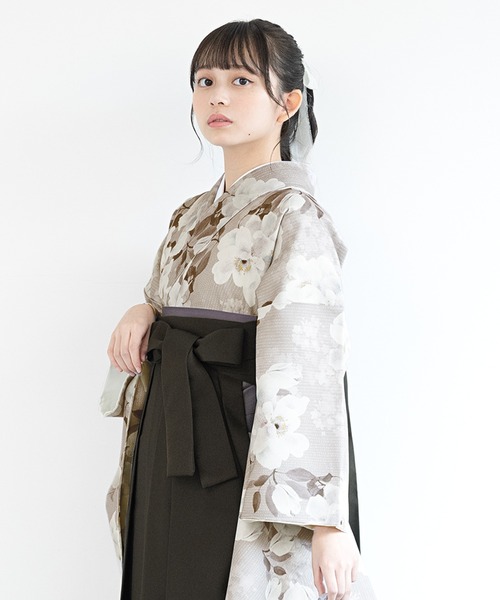 floroレディース袴4点セット （着物・襦袢・下帯・袴）（着物）｜SOUBIEN（ソウビエン）