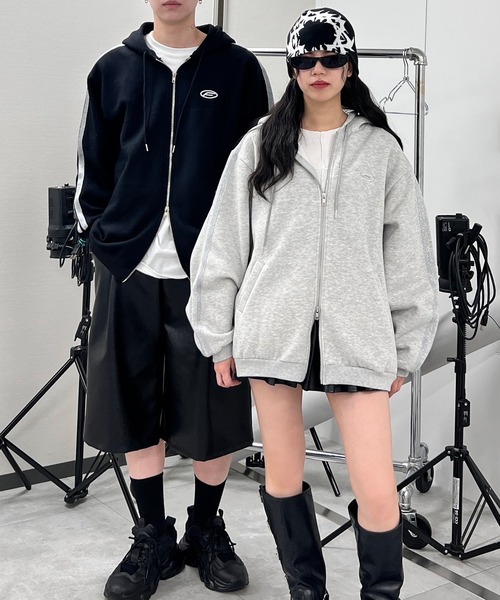 セール】グリッターラインダブルZIPビッグパーカー（パーカー