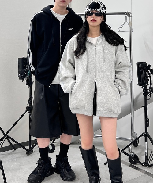 Figments（フィグメンツ）の「グリッターラインダブルZIPビッグパーカー（パーカー・レディース・グレー/ブラック・LARGE/X-LARGE）」の13枚目の写真