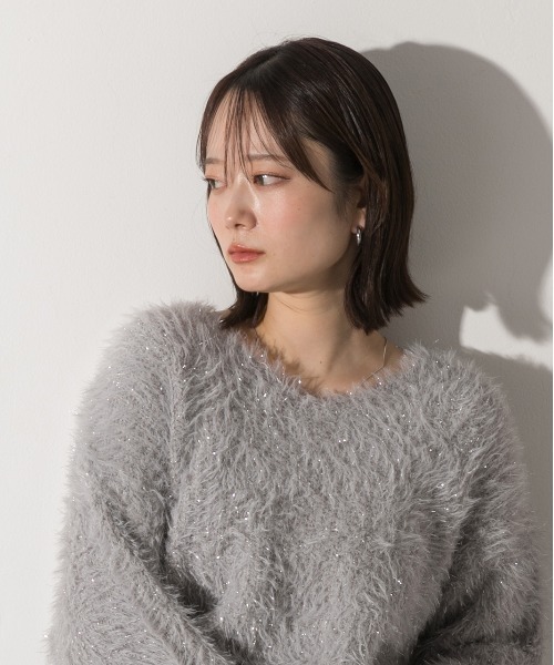 ad thie(アドティエ)の「ラメシャギー Vネックニット(ニット/セーター・レディース・オフホワイト/ライトグレー/チャコール/ベージュ・FREE)」の22枚目の写真