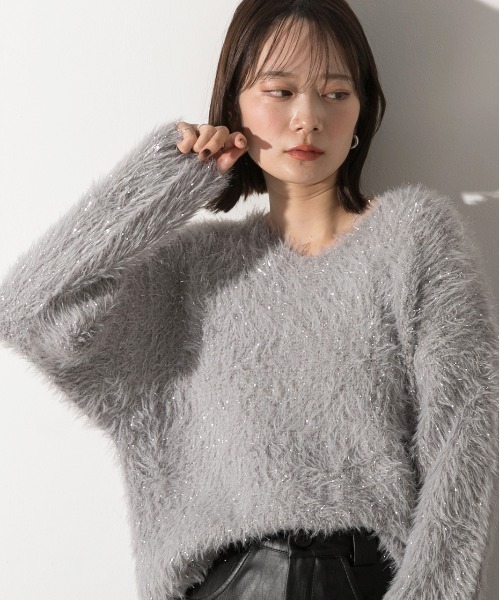 ad thie(アドティエ)の「ラメシャギー Vネックニット(ニット/セーター・レディース・オフホワイト/ライトグレー/チャコール/ベージュ・FREE)」の18枚目の写真