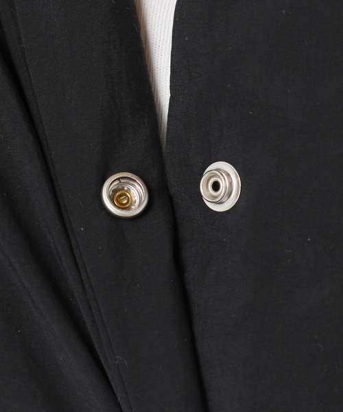 JOURNAL STANDARD（ジャーナルスタンダード）の「ナイロンタフタダウンマフラー（マフラー・レディース・ブラック/ベージュ・FREE）」の3枚目の写真