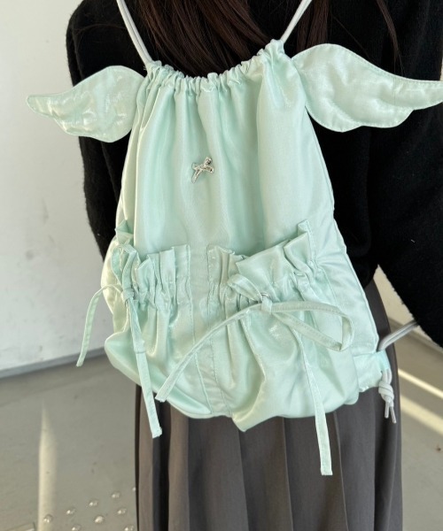 nemne store(ネンネストア)の「【Seoup / 肩紐調節可能】エンジェルリボンナップザック(バックパック/リュック・レディース・ホワイト系/ピンク系/グリーン系・フリー)」の16枚目の写真