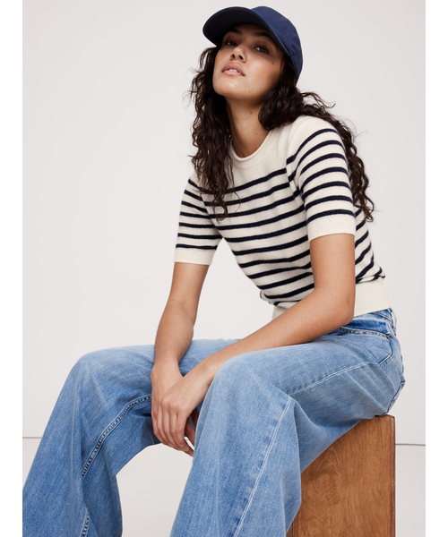 Banana Republic(バナナリパブリック)の「ライトウェイト カシミヤ ショートスリーブ セーター(ニット/セーター・レディース・ホワイト×ネイビー/グリーン/ピンク/ブルー/アイボリー/ネイビー・XS/L/M/S)」の3枚目の写真
