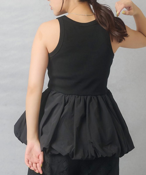 Lull（ルル）の「【Lull / ルル】ボリュームペプラムカップ付きタンクトップ（タンクトップ・レディース・オフホワイト/ブラック/チャコール・ONESIZE）」の14枚目の写真