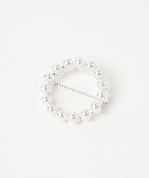 Elura（エルーラ）の「＜2025ceremony＞サークルパールブローチ/252369（ブローチ/コサージュ・レディース・ゴールド/シルバー・ONE SIZE）」の6枚目の写真