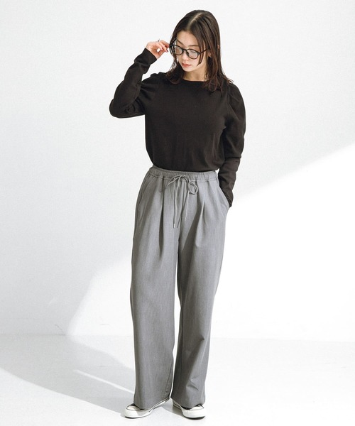 URBAN RESEARCH Sonny Label（アーバンリサーチサニーレーベル）の「タックワイドイージーパンツ（その他パンツ・レディース・ブラック/グレー・36/38）」の4枚目の写真