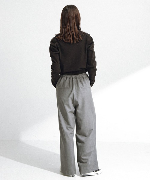 URBAN RESEARCH Sonny Label（アーバンリサーチサニーレーベル）の「タックワイドイージーパンツ（その他パンツ・レディース・ブラック/グレー・36/38）」の5枚目の写真