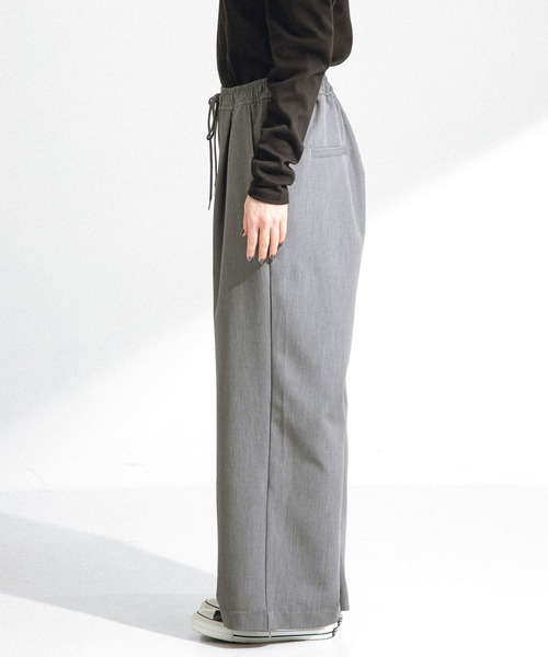 URBAN RESEARCH Sonny Label（アーバンリサーチサニーレーベル）の「タックワイドイージーパンツ（その他パンツ・レディース・ブラック/グレー・36/38）」の8枚目の写真