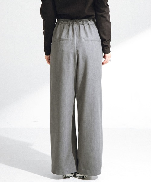 URBAN RESEARCH Sonny Label（アーバンリサーチサニーレーベル）の「タックワイドイージーパンツ（その他パンツ・レディース・ブラック/グレー・36/38）」の9枚目の写真