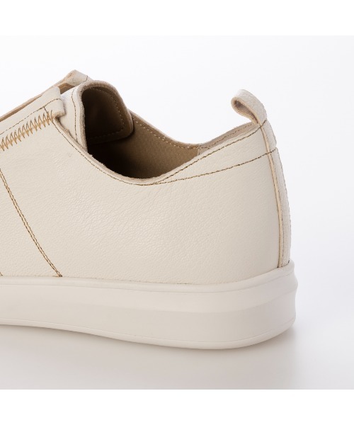 D'ICI(ディッシィ)の「ノーシューレーススニーカー(スニーカー・レディース・アイボリー/ブラック/シルバー系その他・24.5cm/24cm/23.5cm/23cm/22.5cm/22cm)」の8枚目の写真