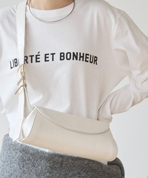 ANGIE（アンジー）の「ロールショルダーBAG（ショルダーバッグ・レディース・ブラウン/ブラック/ワインレッド/ダークブラウン/オフホワイト・FREE）」の2枚目の写真