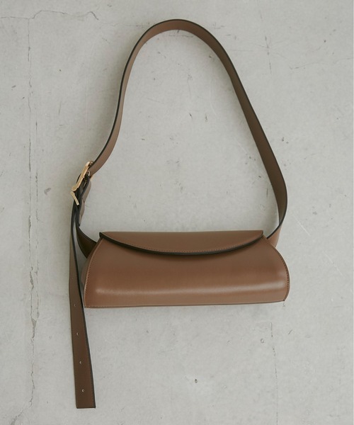 ANGIE（アンジー）の「ロールショルダーBAG（ショルダーバッグ・レディース・ブラウン/ブラック/ワインレッド/ダークブラウン/オフホワイト・FREE）」の16枚目の写真