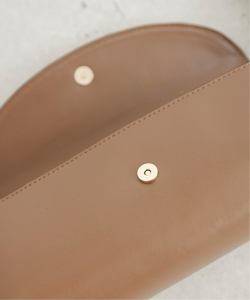 ANGIE（アンジー）の「ロールショルダーBAG（ショルダーバッグ・レディース・ブラウン/ブラック/ワインレッド/ダークブラウン/オフホワイト・FREE）」の20枚目の写真