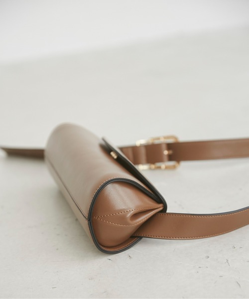 ANGIE（アンジー）の「ロールショルダーBAG（ショルダーバッグ・レディース・ブラウン/ブラック/ワインレッド/ダークブラウン/オフホワイト・FREE）」の6枚目の写真