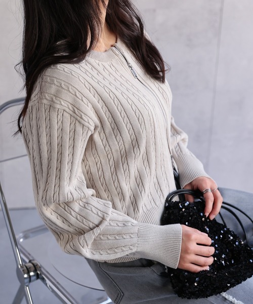 ap retro（アプレトロ）の「プレート付ベビーケーブルZIPカーデ《動画あり》（カーディガン/ボレロ・レディース・ライトグレー/ブラック/オフホワイト/ピンク・FREE）」の9枚目の写真