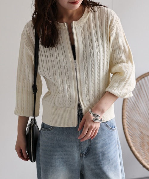 ap retro（アプレトロ）の「プレート付ベビーケーブルZIPカーデ《動画あり》（カーディガン/ボレロ・レディース・ライトグレー/ブラック/オフホワイト/ピンク・FREE）」の21枚目の写真