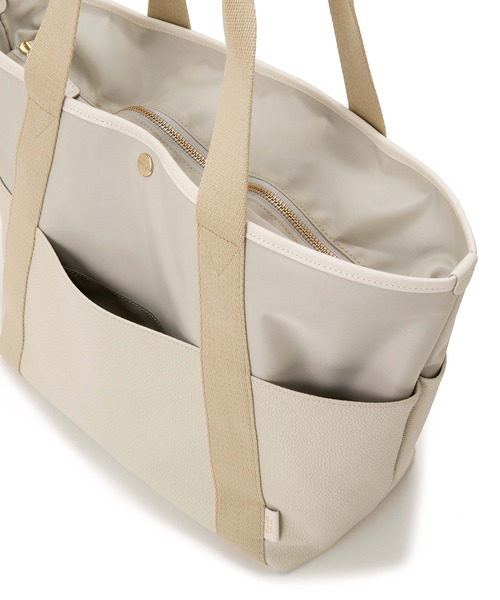 Breath TOPKAPI（ブレストプカピ）の「【Breath TOPKAPI】【TOPKAPI × 藤本美貴さんコラボ】スコッチグレイン 10ポケット トートバッグ L/マザーズバッグ/撥水（トートバッグ・レディース・サンドグレー/ネイビー/ブラック/ベージュ系その他5・FREE）」の12枚目の写真