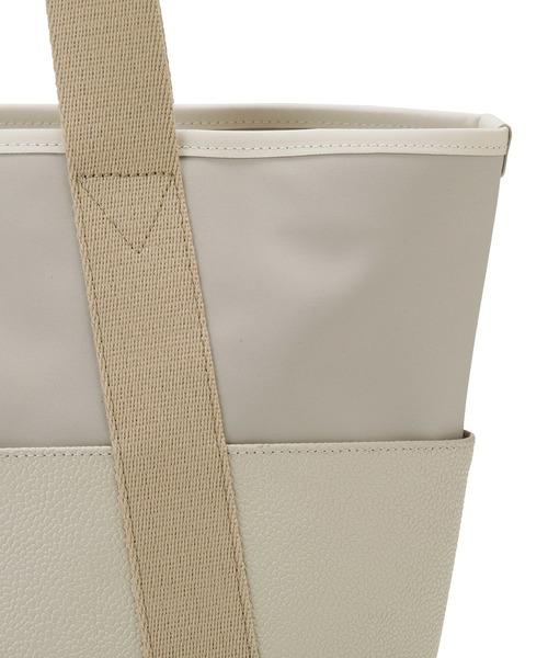 Breath TOPKAPI（ブレストプカピ）の「【Breath TOPKAPI】【TOPKAPI × 藤本美貴さんコラボ】スコッチグレイン 10ポケット トートバッグ L/マザーズバッグ/撥水（トートバッグ・レディース・サンドグレー/ネイビー/ブラック/ベージュ系その他5・FREE）」の21枚目の写真