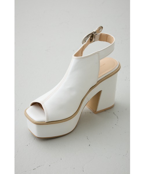 AZUL by moussy（アズールバイマウジー）の「ウエスタンバックルブーティーサンダル（サンダル・レディース・ブラック/アイボリー・LARGE/MEDIUM/SMALL）」の11枚目の写真