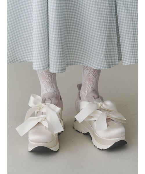 merry jenny（メリージェニー）の「リボンスニーカー（スニーカー・レディース・アイボリー/ブラック・SMALL/MEDIUM/LARGE）」の13枚目の写真