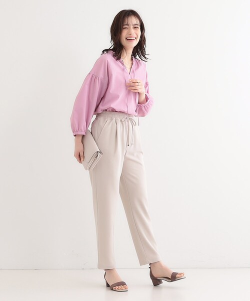 SHOO・LA・RUE（シューラルー）の「【洗える】脚のラインを拾いにくい スマートイージー テーパードパンツ（その他パンツ・レディース・ブラック/ライトベージュ/オレンジ/チャコールグレー/ブルー・01/10/05/04/03/02）」の16枚目の写真