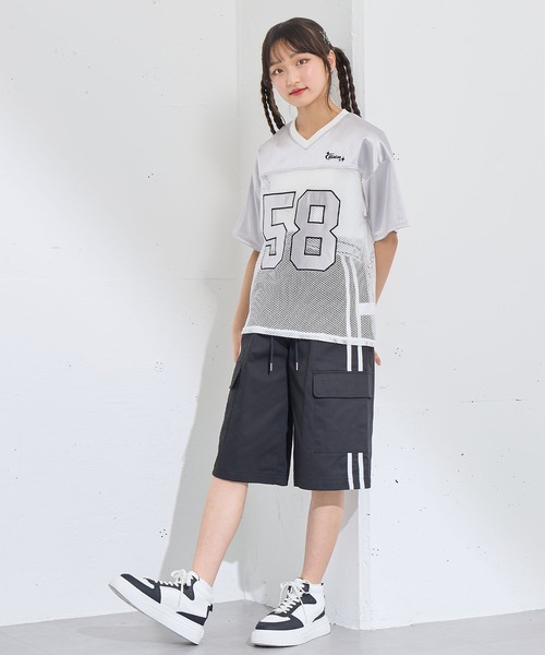 BISKEE（ビスキー）の「サイドラインバミューダパンツ（カーゴパンツ・キッズ・ブラック/オフホワイト・160cm/140cm/150cm）」の16枚目の写真